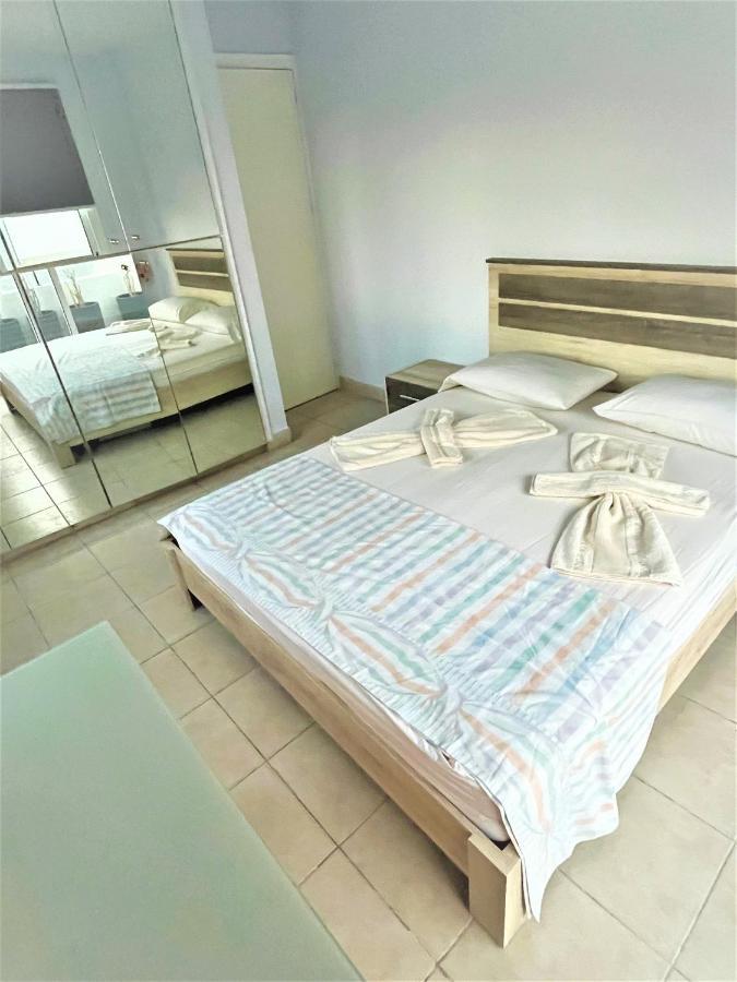 Appartement Cyprus-Grecian Sea à Larnaca Extérieur photo